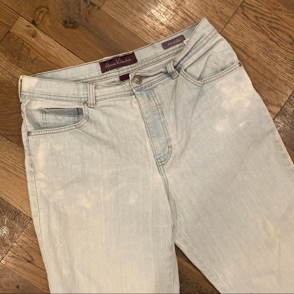 Gloria Vanderbilt Amanda Light Blue Denim Jeans Size 12 - Picture 7 of 15